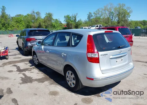 2012 Hyundai Elantra Touring Gls z USA, uszkodzony, nr VIN KMHDB8AE4CU143305